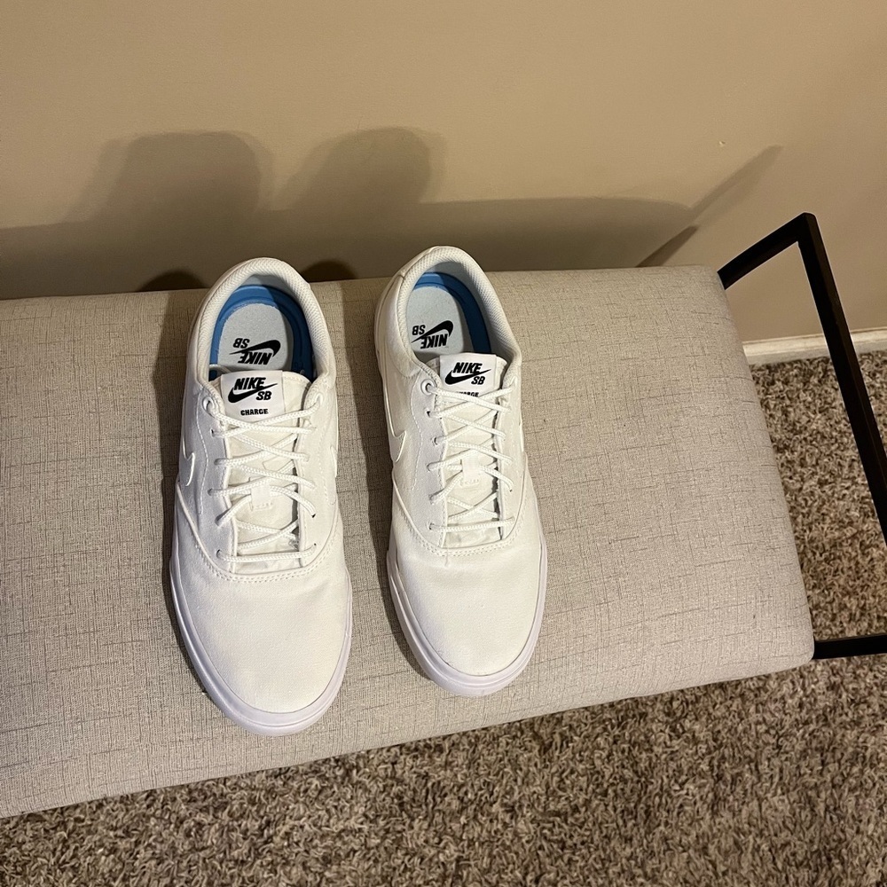 Nike SB Charge White Canvas Sneakers, size 10 - Picture 2 of 9